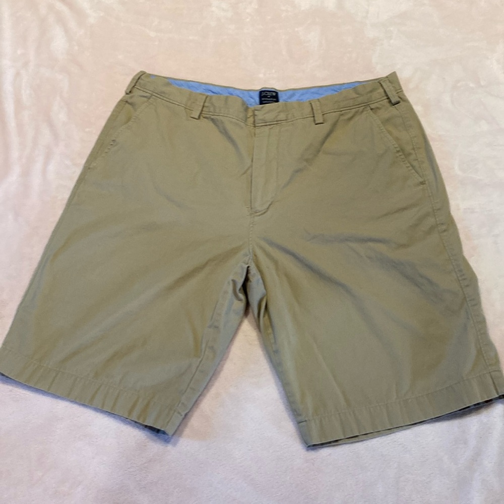 J crew‎ 11" broken-in Rivington Khaki shorts Size 38 Great Condition